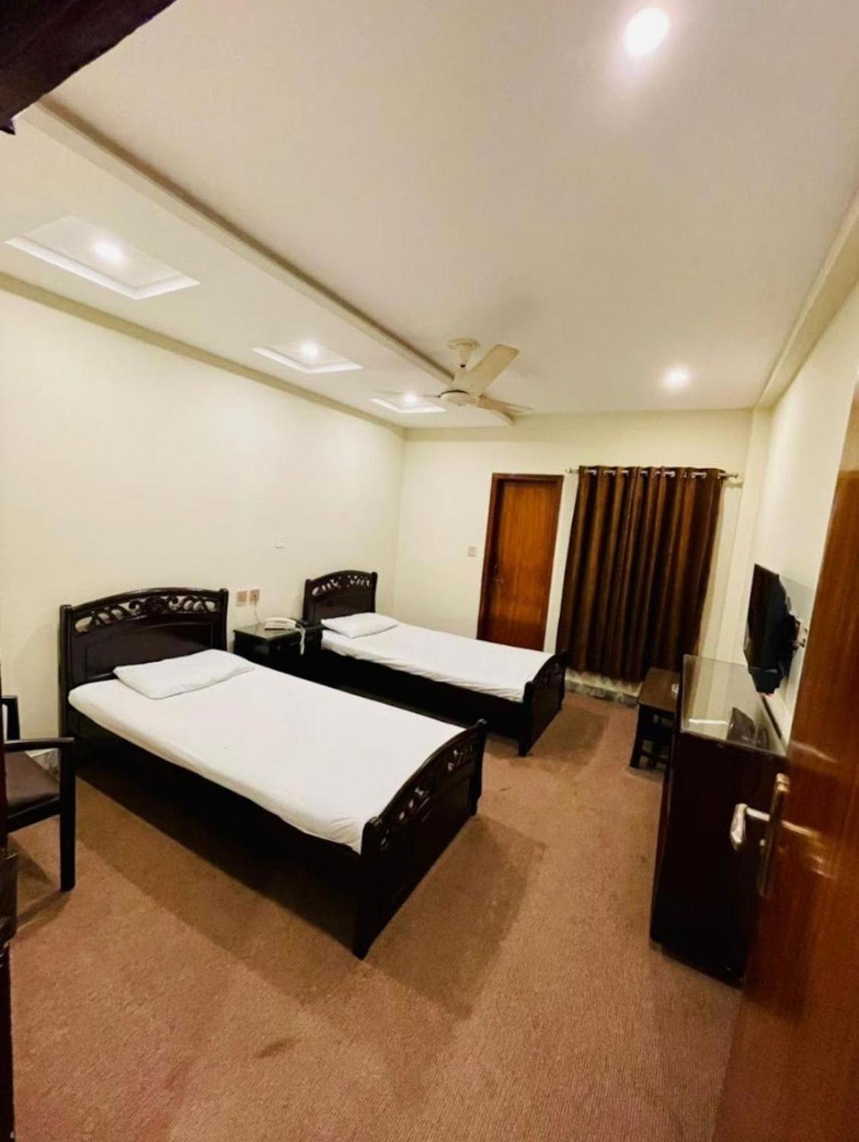 Citymax Hotel Rawalpindi Exteriör bild